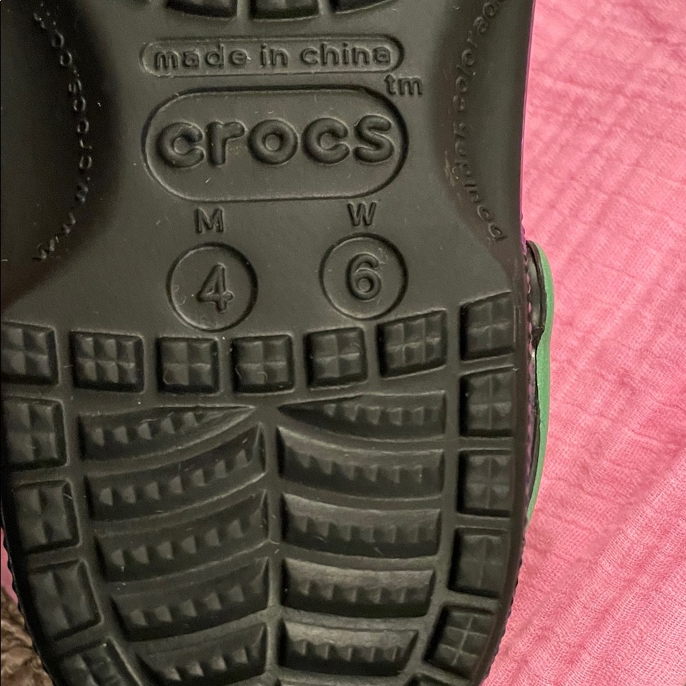 CROCs shoes unisex M4. W6 - Picture 3 of 3